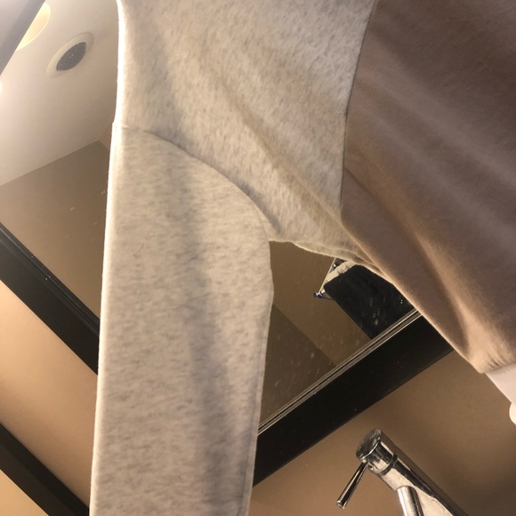 Victoria’s Secret Sport Sweatshirt - Picture 5 of 6